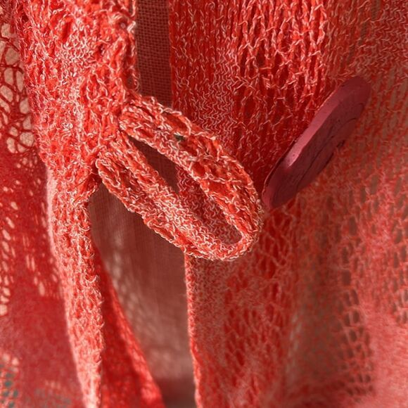 Lulu-B Coral Crochet Starfish Cardigan with Bold Button Details Point Hem SZ M - Picture 4 of 11